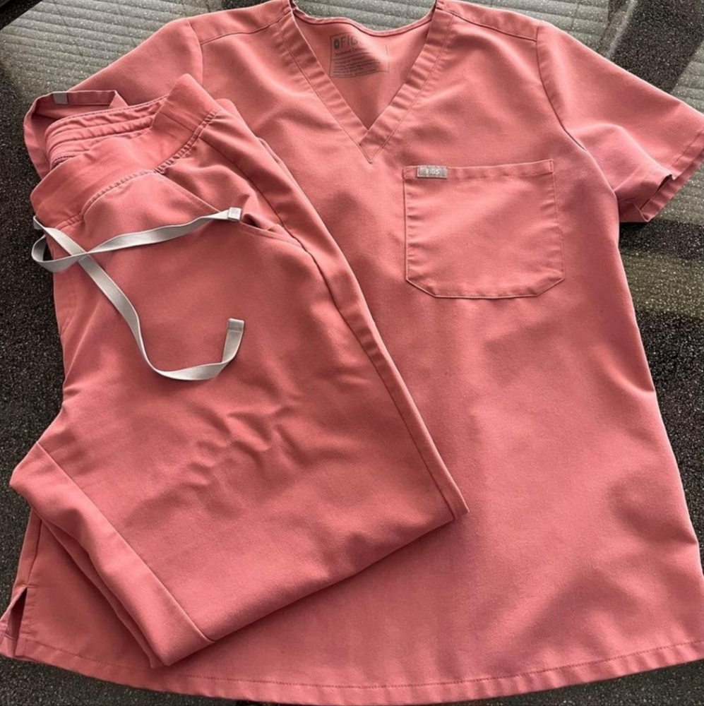 Figs - Medium PETITE